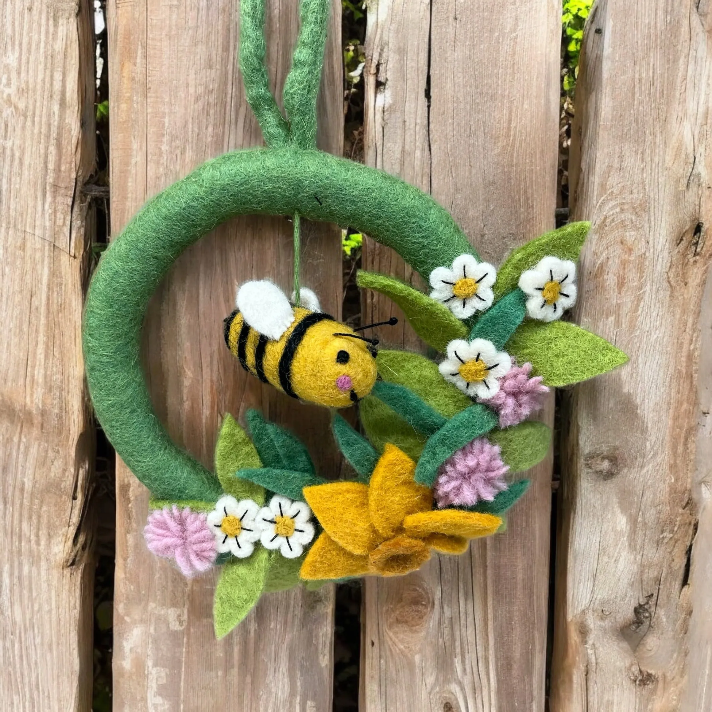 Bee and Daffodil wool felted flower wreath mobile, Grandmother, Mother, Wife Birthday Gift, Housewarming, New Home Gift, Garland, Bee Lover