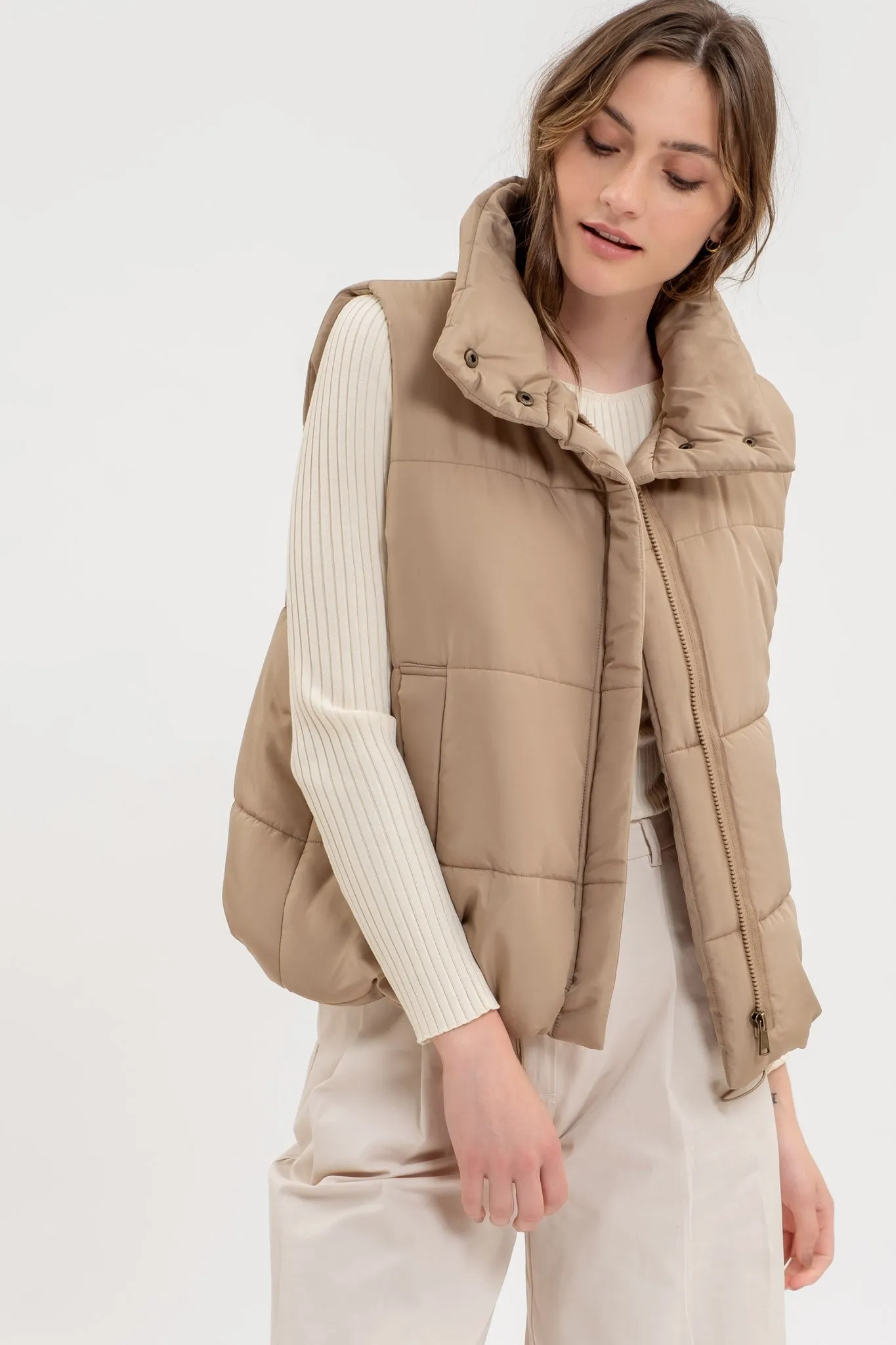 On The Go Vest - Mocha