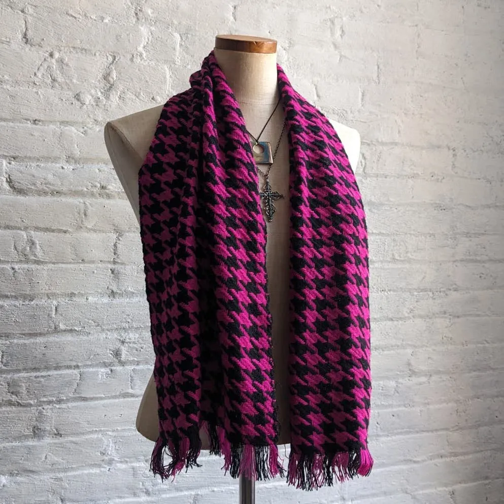 Vintage Knit Hot Pink Barbie Chic Houndstooth Statement Scarf Fringe Shag Wrap