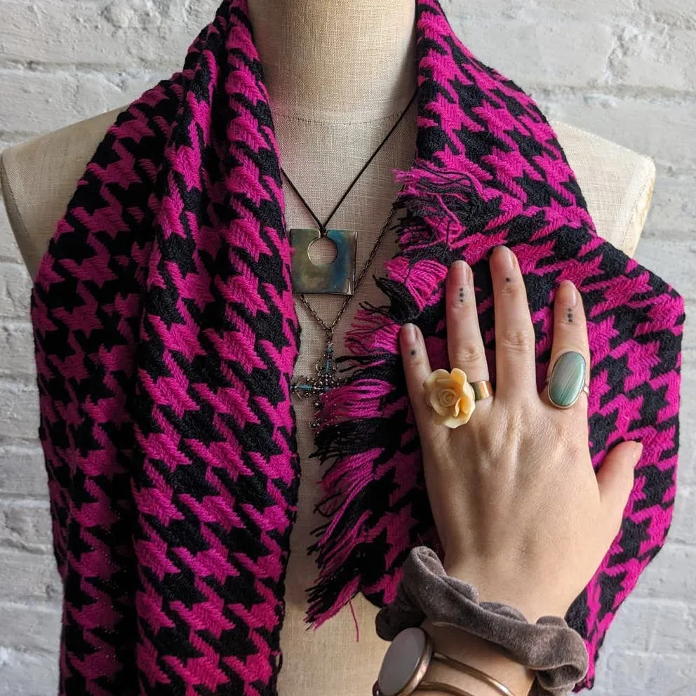 Vintage Knit Hot Pink Barbie Chic Houndstooth Statement Scarf Fringe Shag Wrap