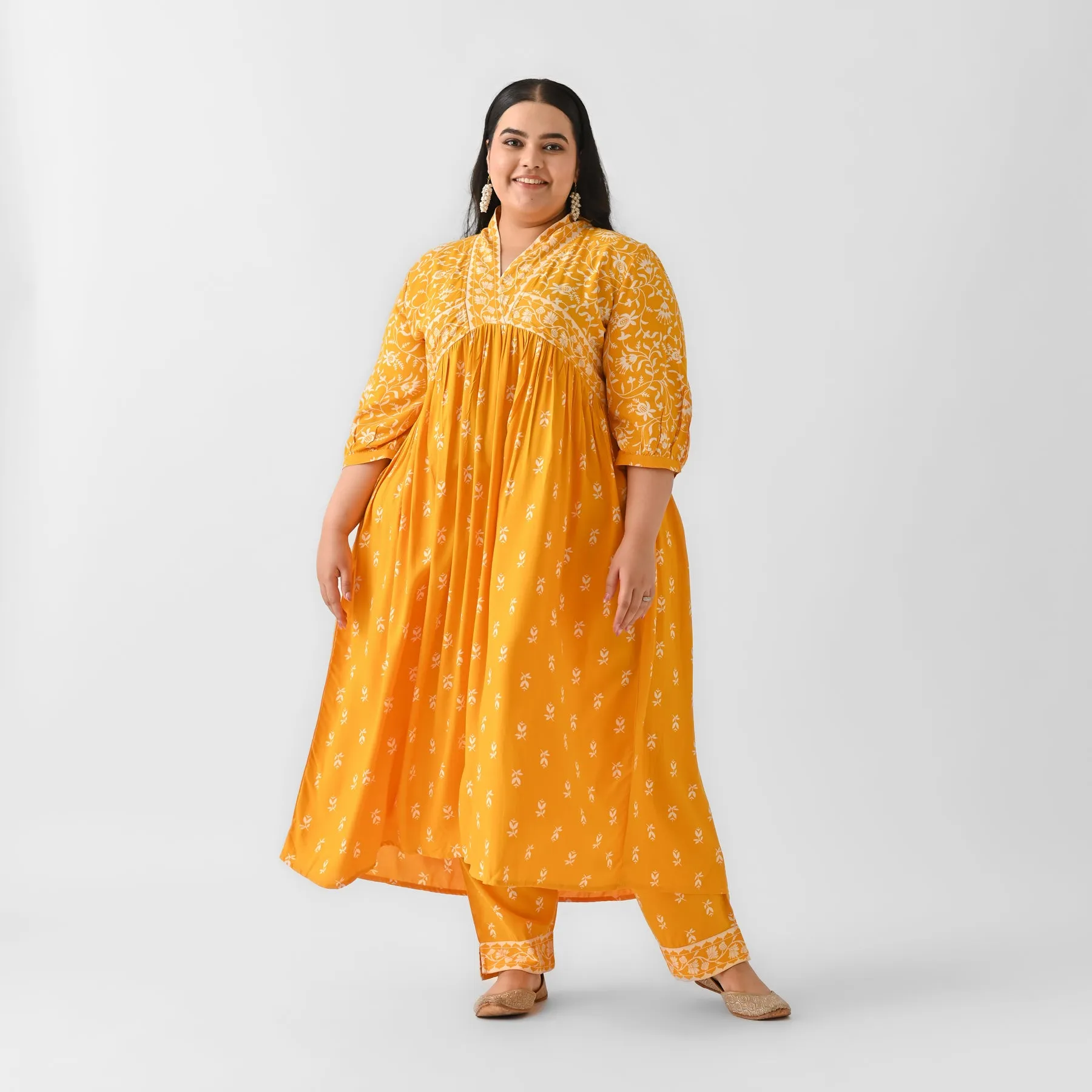 Yellow Floral Jaal V Neck Kurta Pant Set - SOM